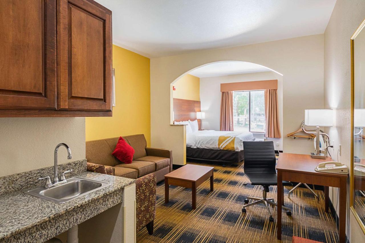 Quality Inn & Suites Lampasas Extérieur photo