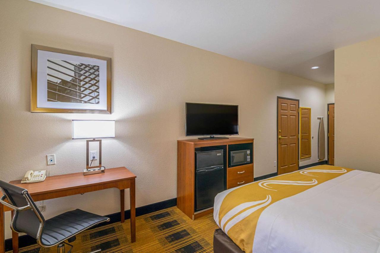 Quality Inn & Suites Lampasas Extérieur photo