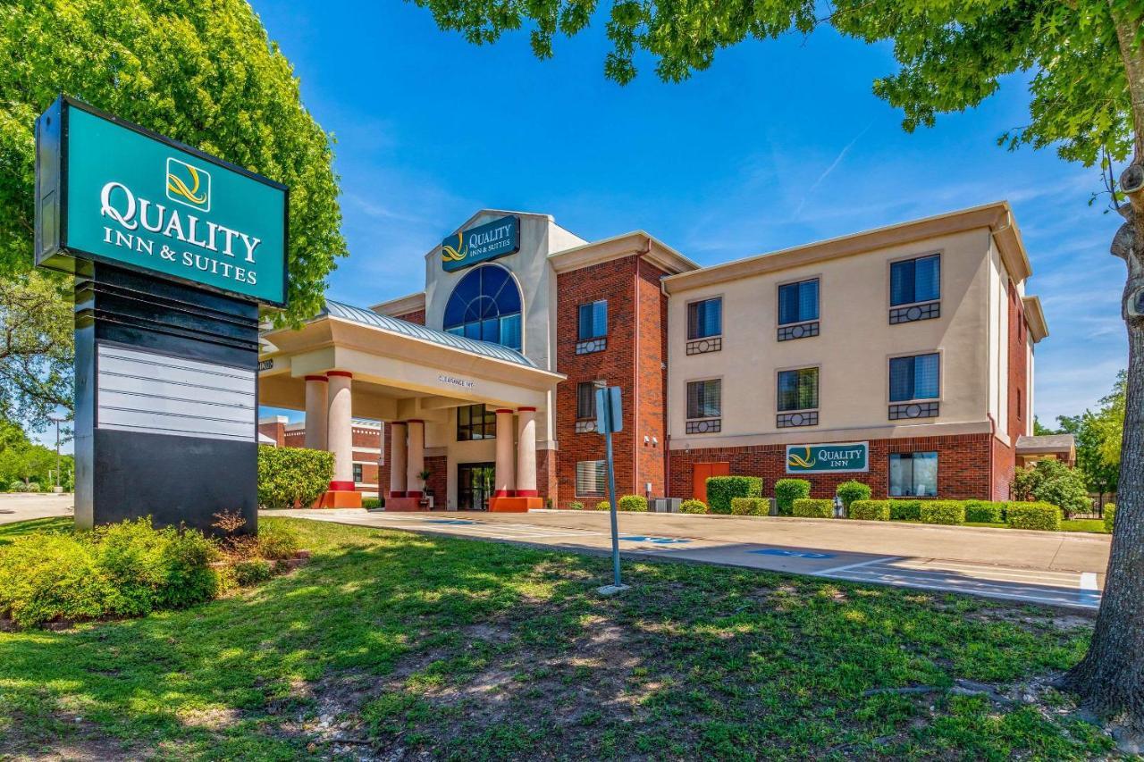 Quality Inn & Suites Lampasas Extérieur photo